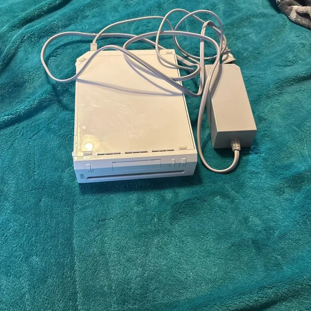 Nintendo Wii White Console RVL-001 (USA)